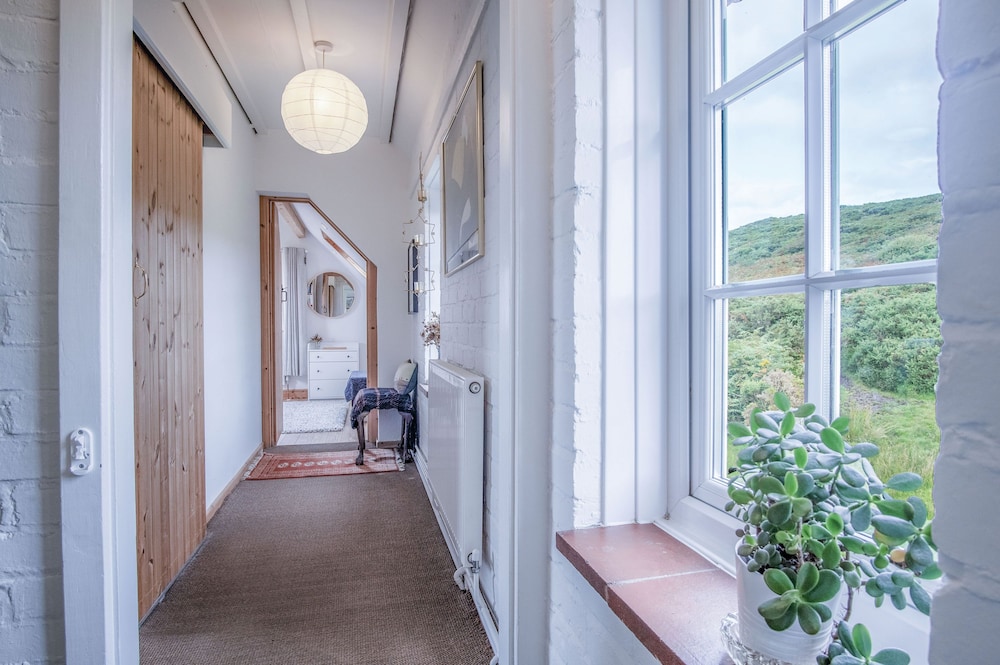 Windy Walls - 3 Bedroom - Rhossili view 3