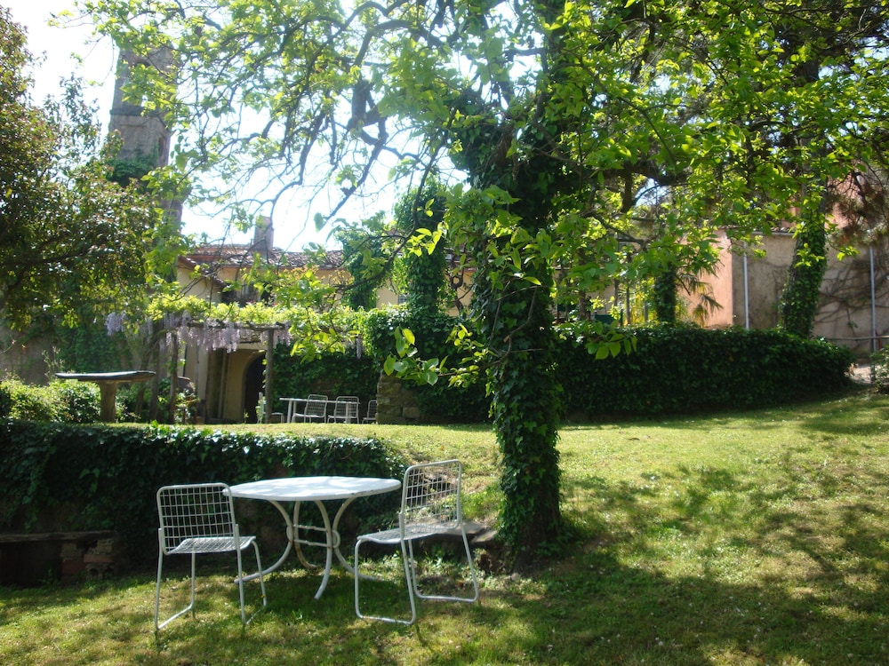 Fattoria di Bacchereto - Guest House view 2
