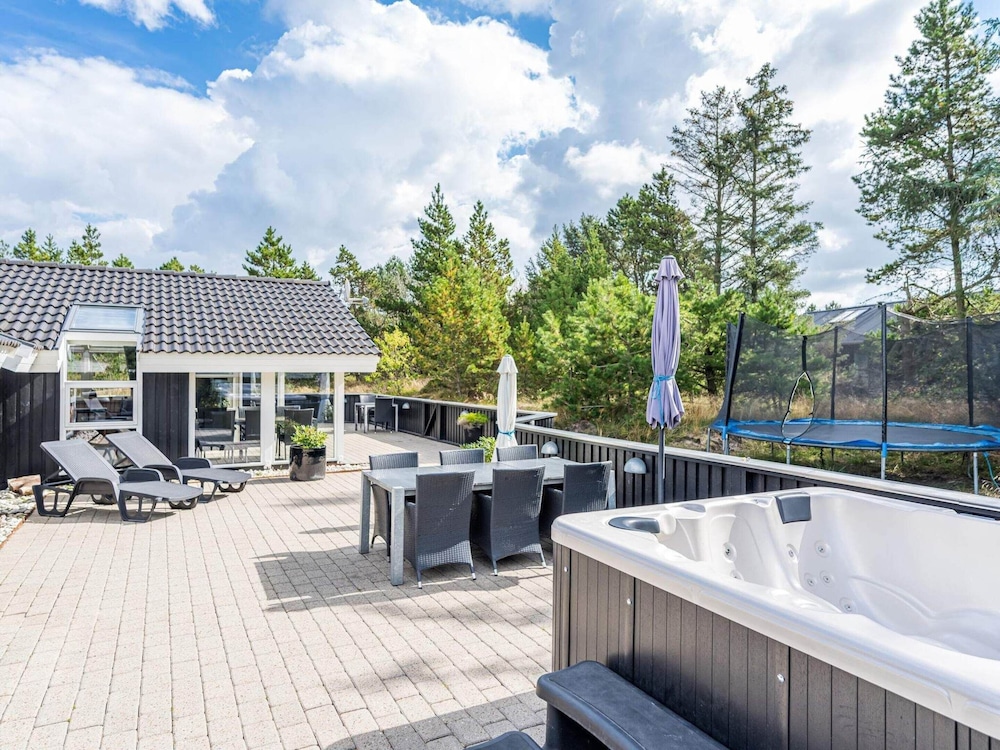 10 Person Holiday Home in Blavand view 2