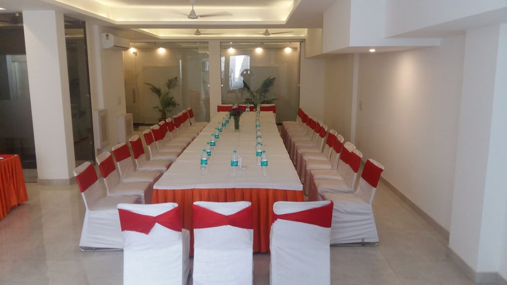 meeting & event spaces