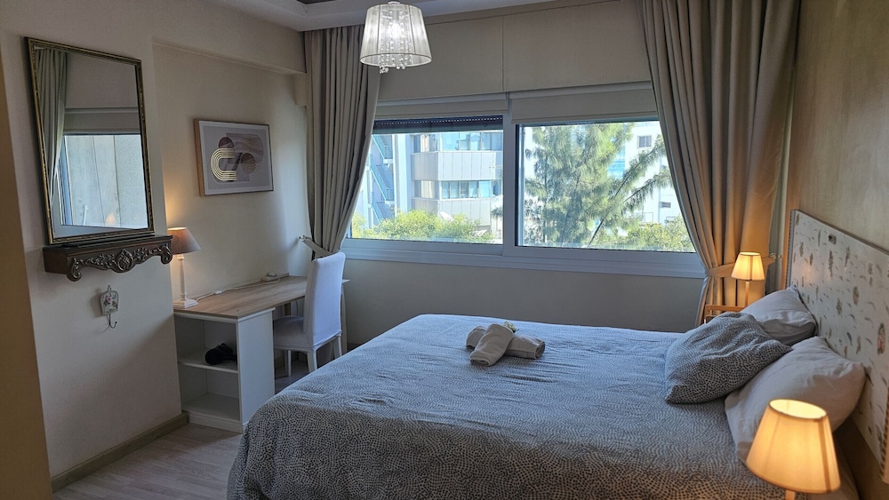 116 NIC 302a - Stay Fantasia Central Suite