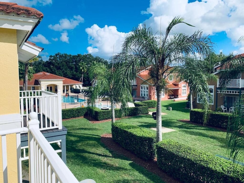 Alamo Vacation Townhomes