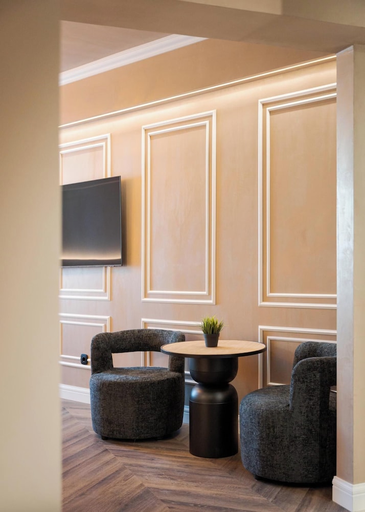 Acropolis Luxury Athens Suites