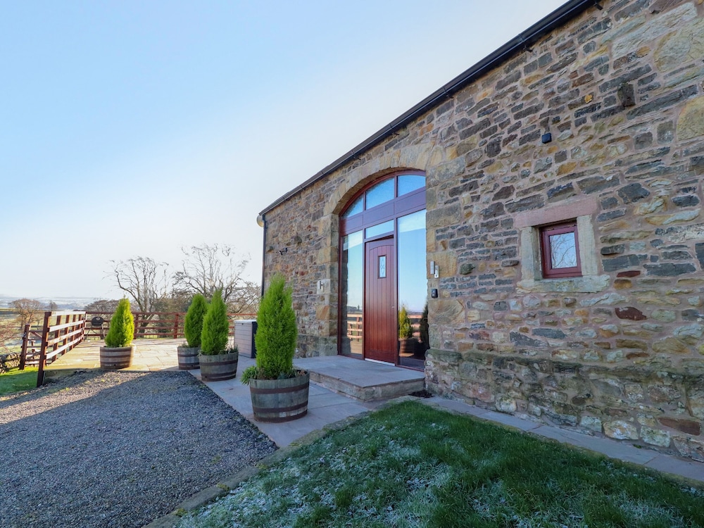 Hill Brook Barn