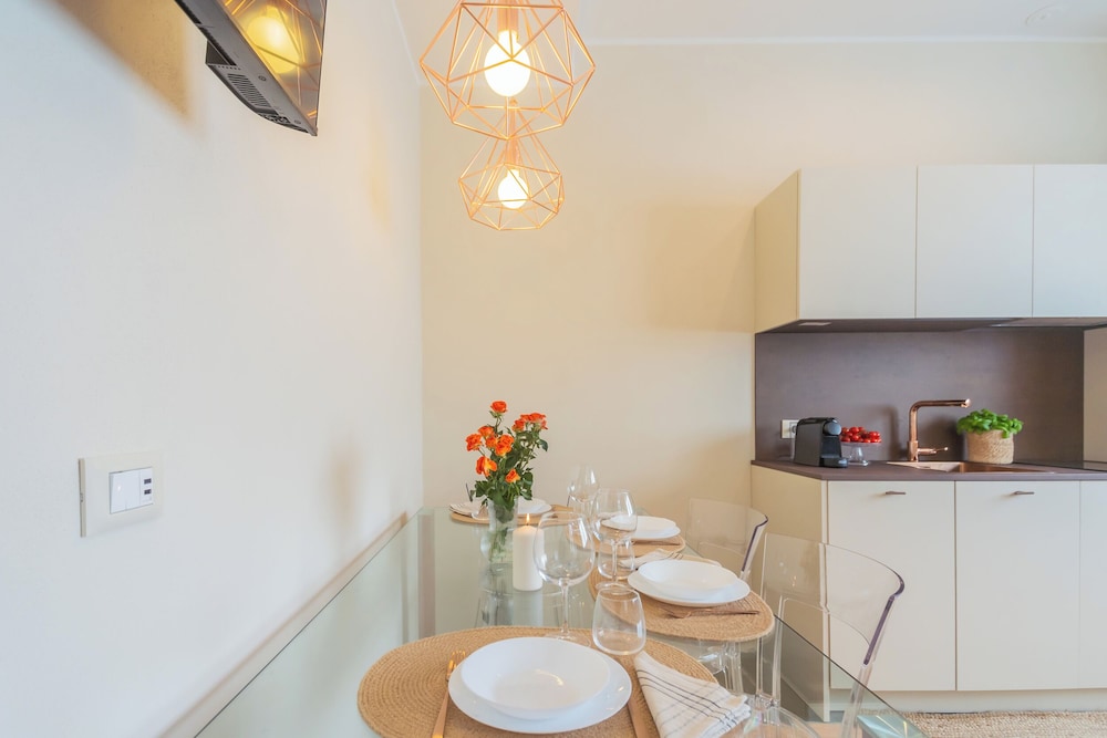 Como Dreams Apartments - Serendipity Suite by Rent all Como
