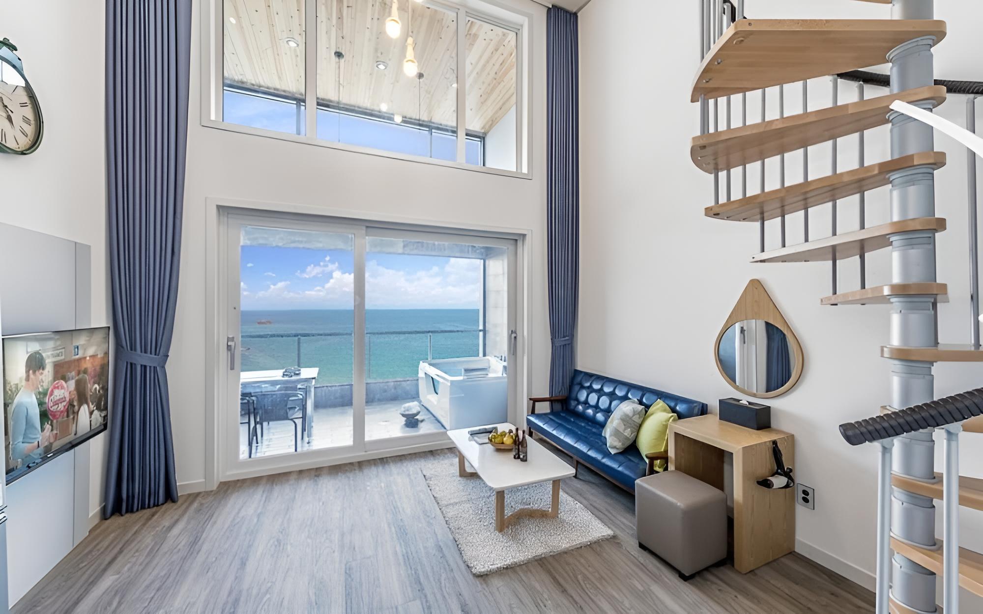 Pohang Molly Holly Pension view 4
