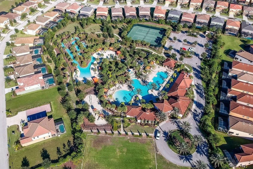 Broad Oak Stocked Solterra Retreat Pool Game Room 17 Guests Themed Rooms