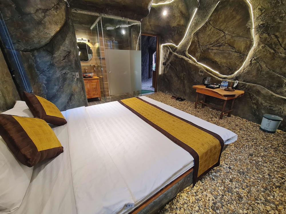 Kovie Hoa Lac Xanh Resort