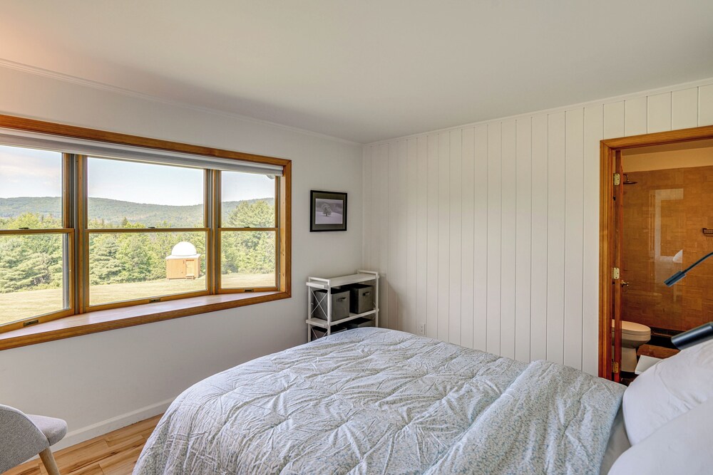 3 Mi Windham Mtn Club: Family Home w/ Yard