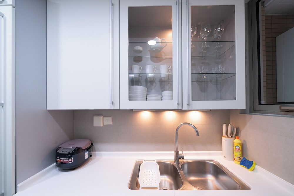Tyms 3BR 2BA Apartment in Xujiahui