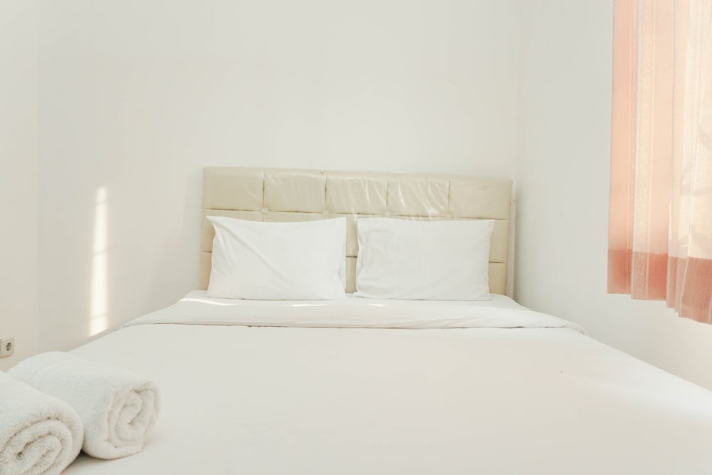 Comfy And Simply 2Br Apartment At Mediterania Palace Residence view 4