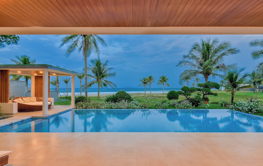 The Ocean Villa Da Nag By Abogo