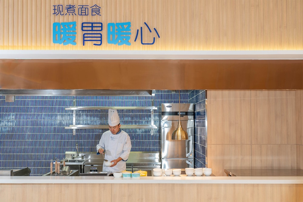 Holiday Inn Express Yinchuan Yuehai by IHG