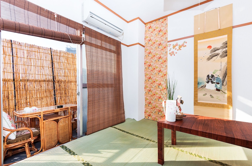 Namba Sunshine Apartment