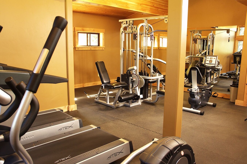 GetAways at Olympic Village Inn