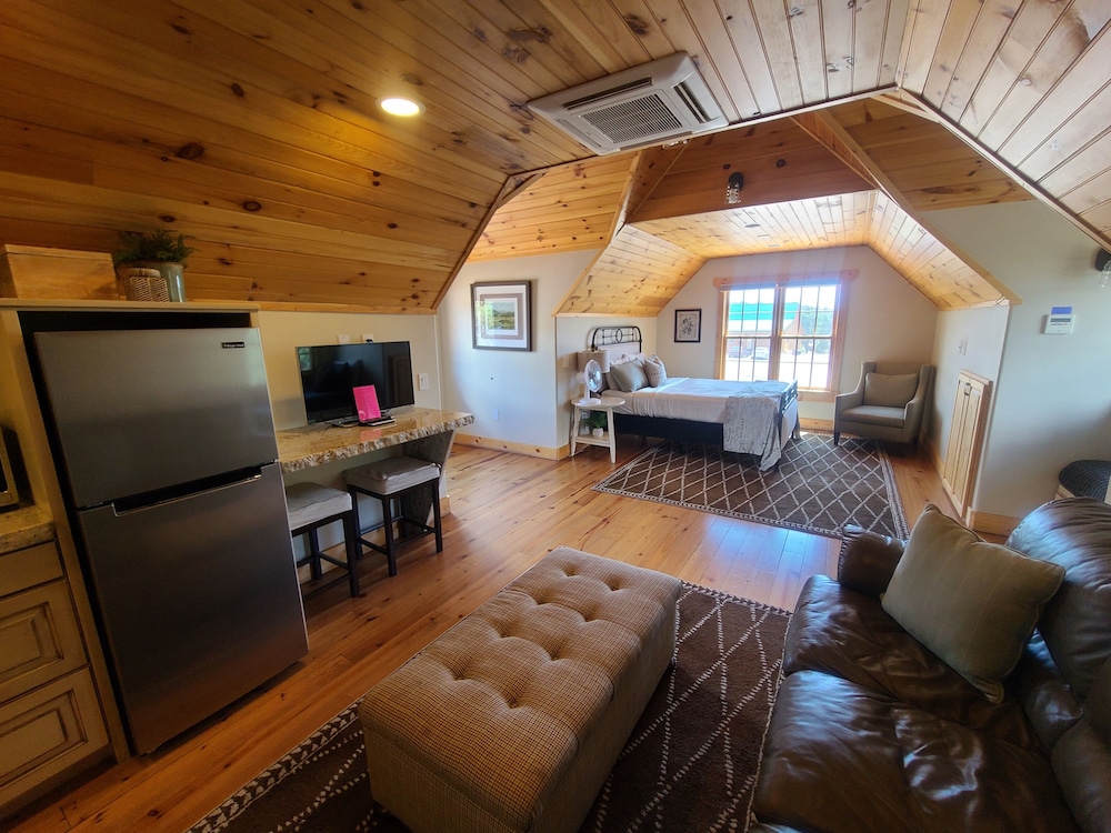 Holmstead Ranch Resort