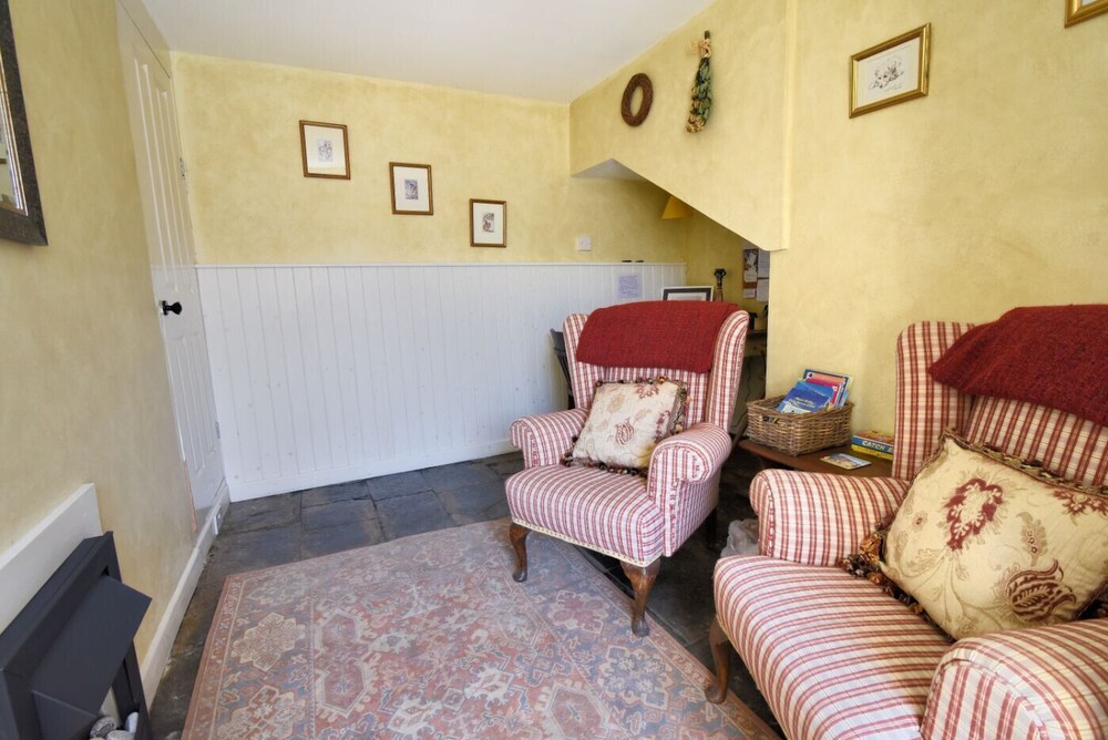 Hillside Cottage