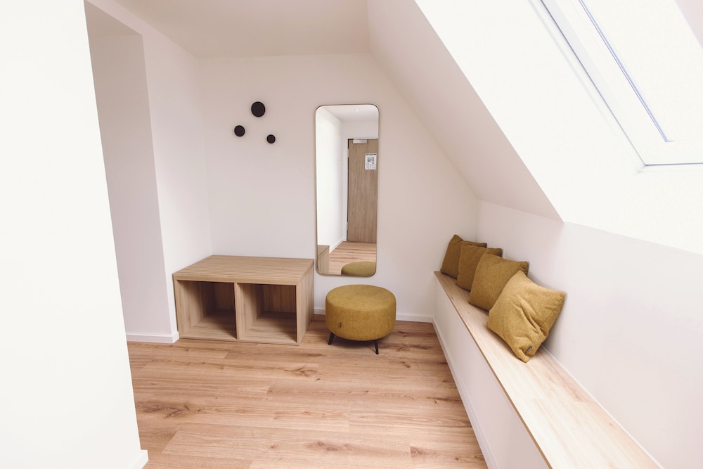 Flat 2 Galloway House view 4