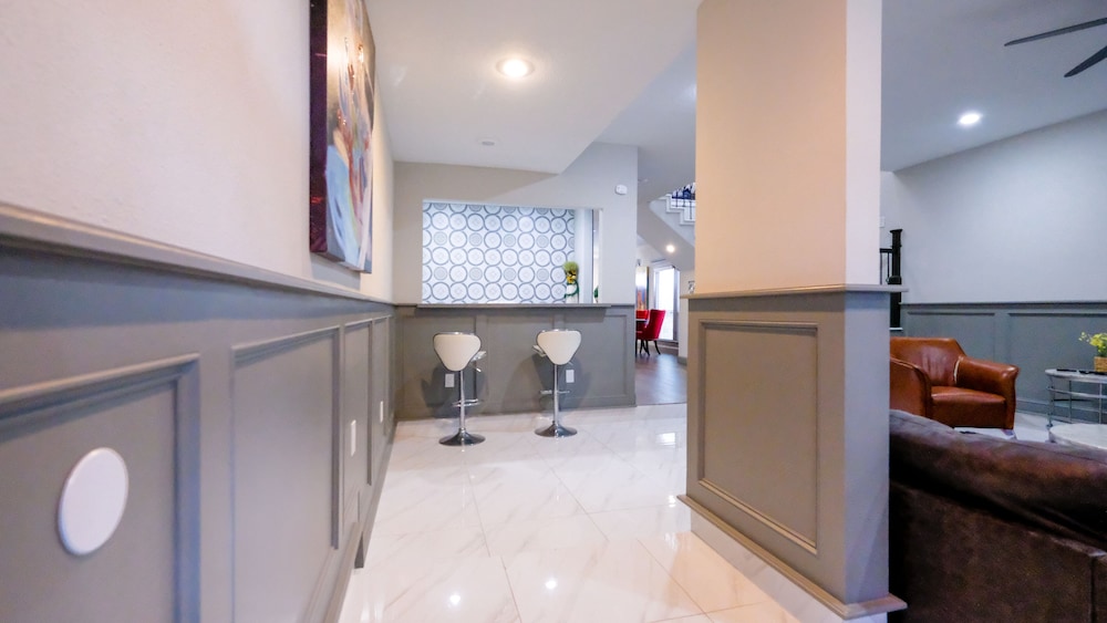 3Bdrm 3.5Bath 7Beds - NRG GRB MM-Park - Image 4