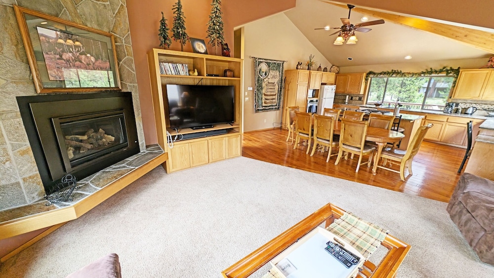 Foursome 2 4 Bedroom Home