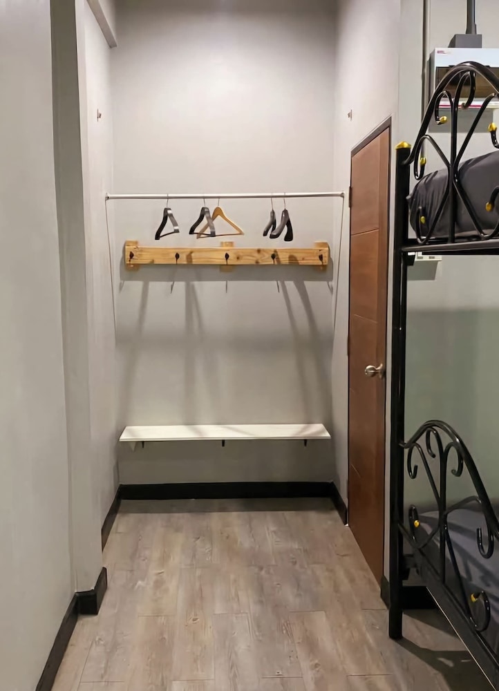 89 Bed & Studio hostel