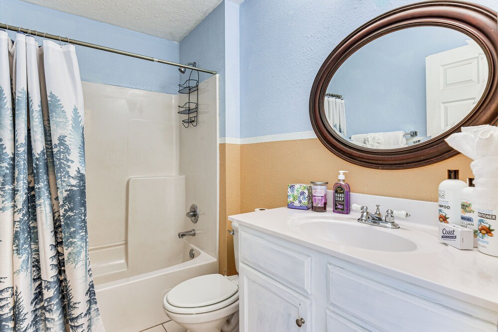 2 Mi to Beach & Boating: Family Home in Lynn Haven