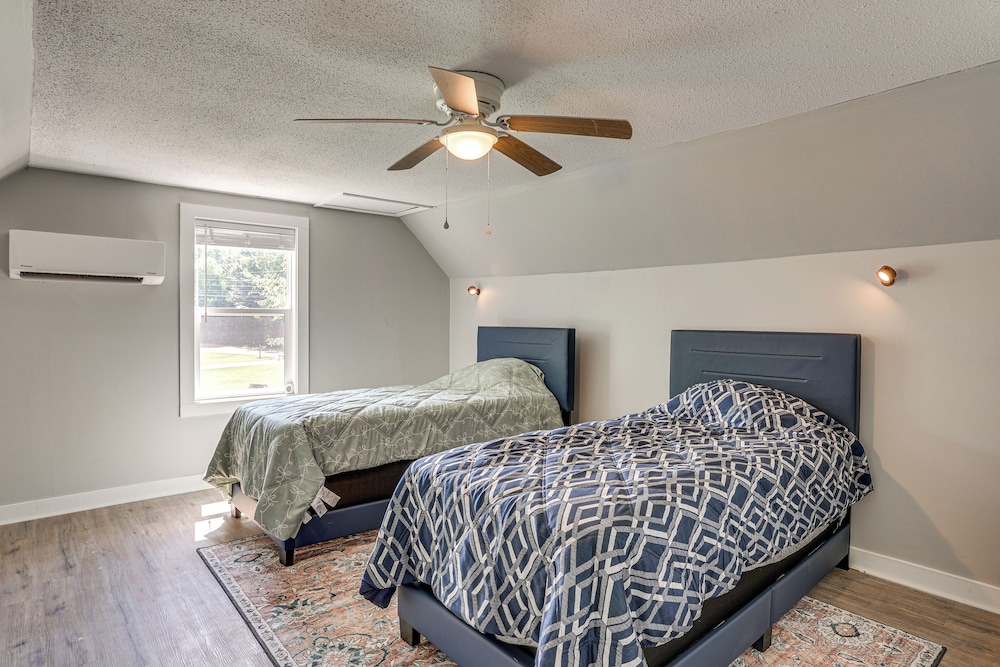 Near Hiking & Historic Sites: Jackson Home w/ Yard