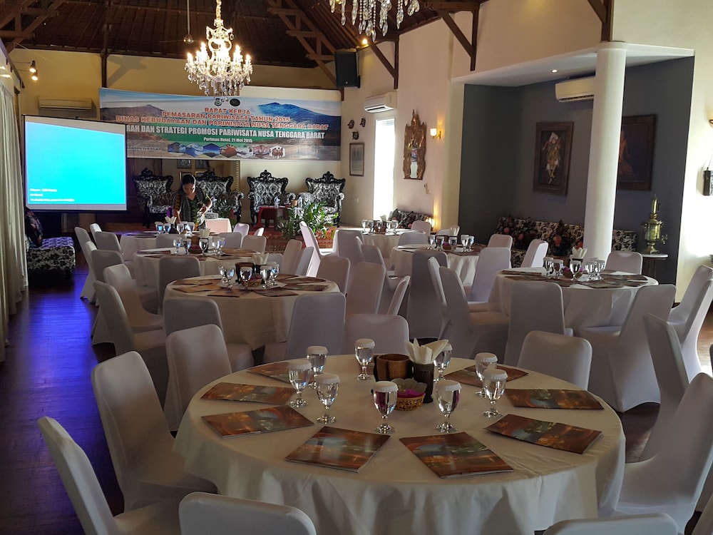 meeting & event spaces