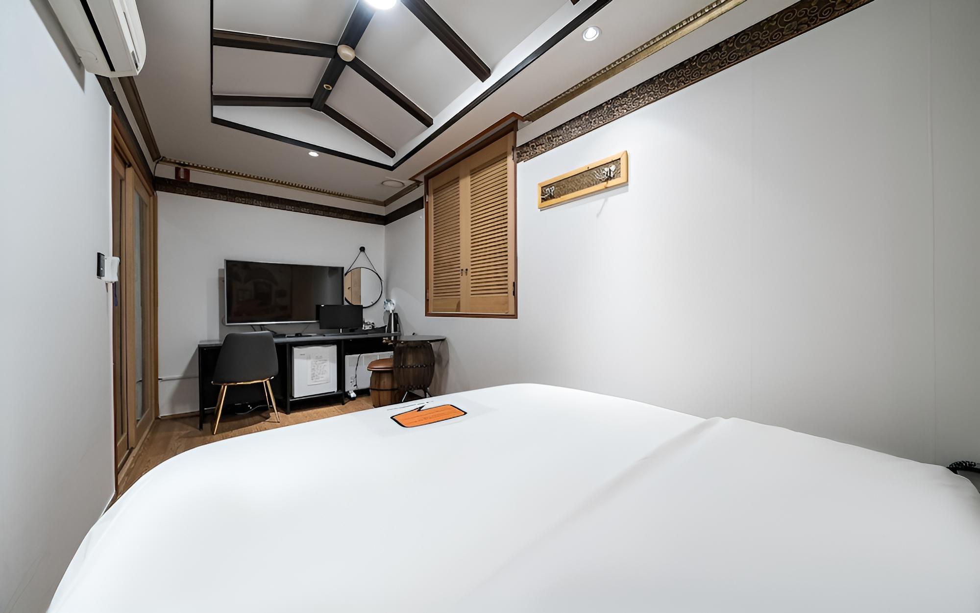 Pochoen The Dream Hotel view 3