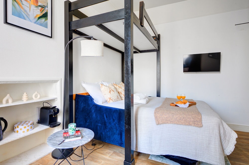 Cozy Studio for 2 in Le Marais