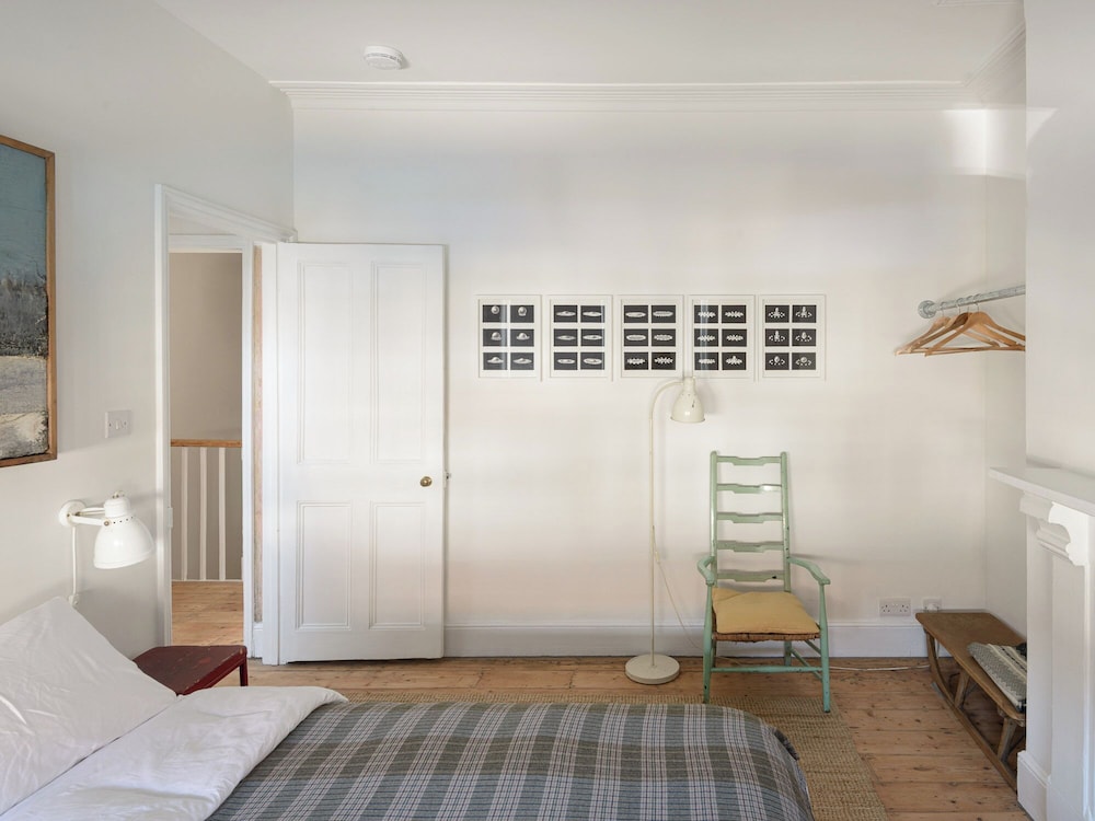 Beautiful 3 Bedroom Home in Bristol