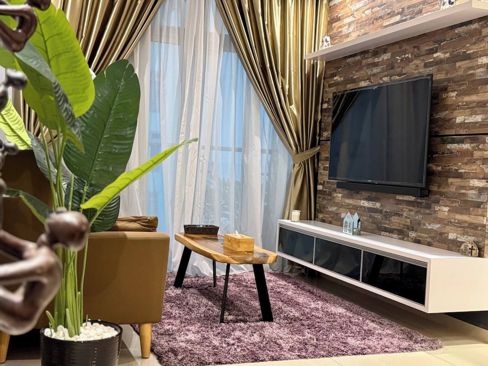 The JB House - A 5 Star Quality Home At Iskandar Puteri