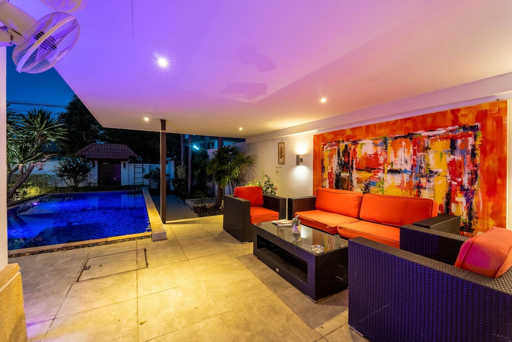 lounge