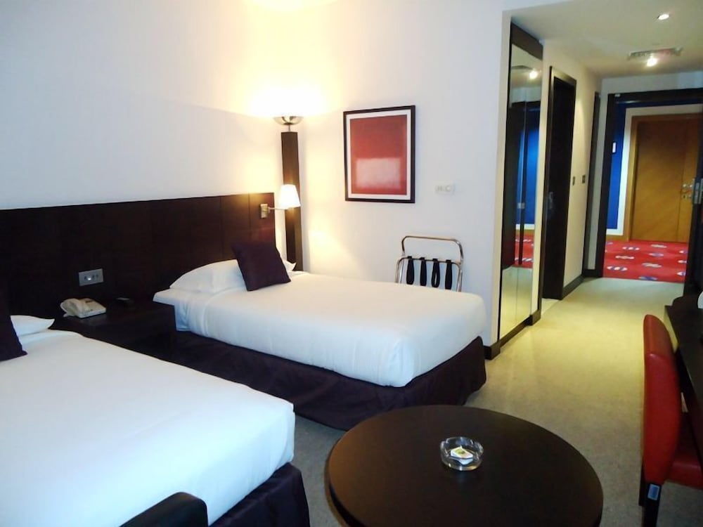 Abu Dhabi Vacations - Al Jazira Club Hotel - Property Image 24