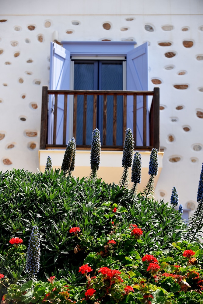 Good Life Greece Eco Villas