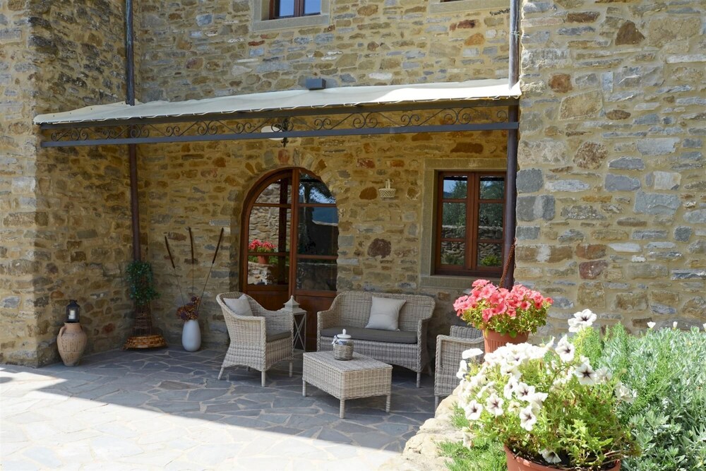 Torre La Ripa 8 in Cortona view 4