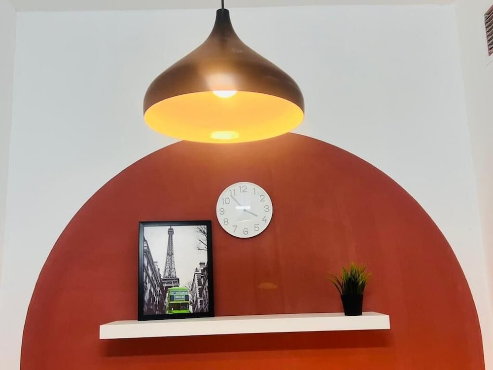 Niche Partition Room in Tecom Near Metro