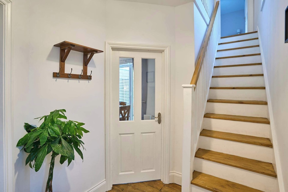 Host Stay Prince of Wales Road