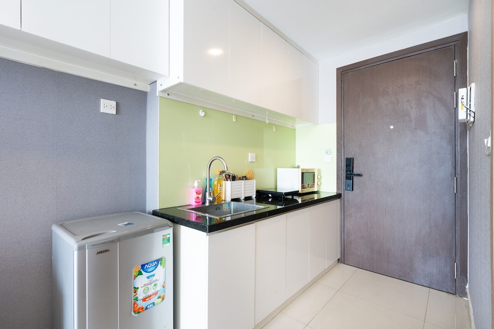 Annie Apartment - Rivergate Resident