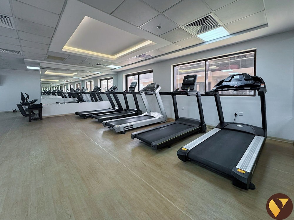 Elite Sports City With Pool & Gym Sauna