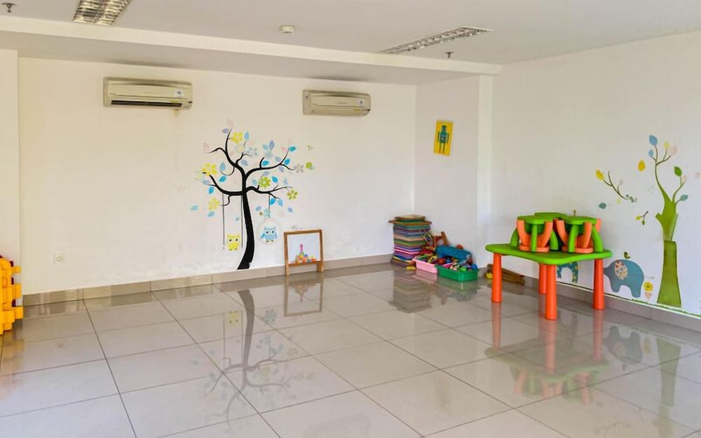 Cozy Studio Apartment Near Binus At Springlake Summarecon Bekasi
