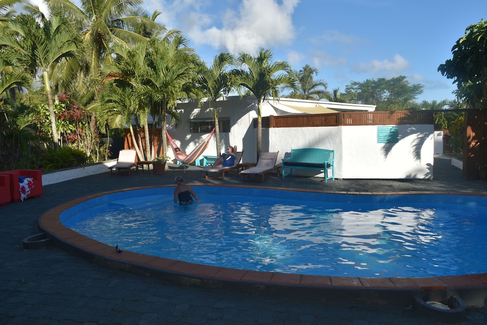 Whitehouse Apartments Rarotonga