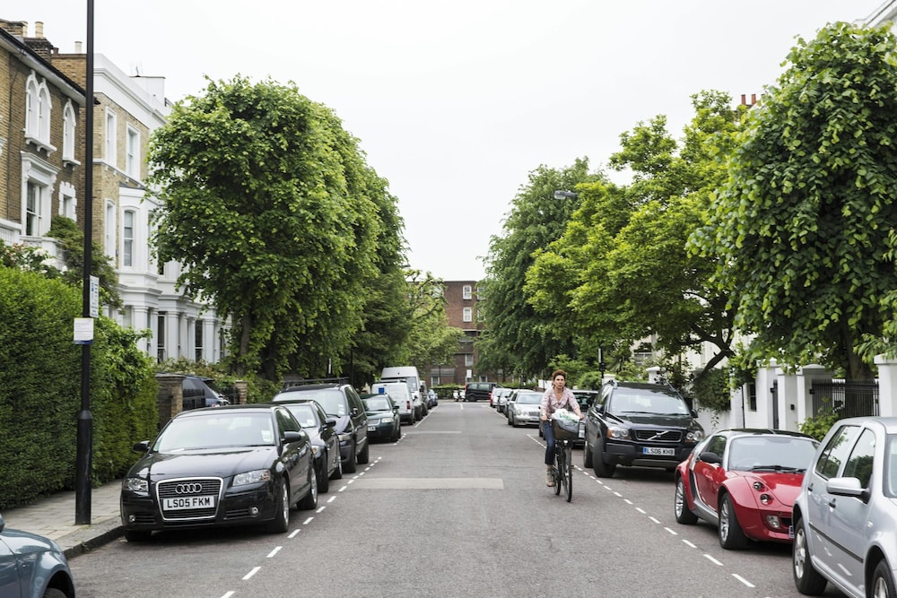 Leamington Road Villas II by Onefinestay