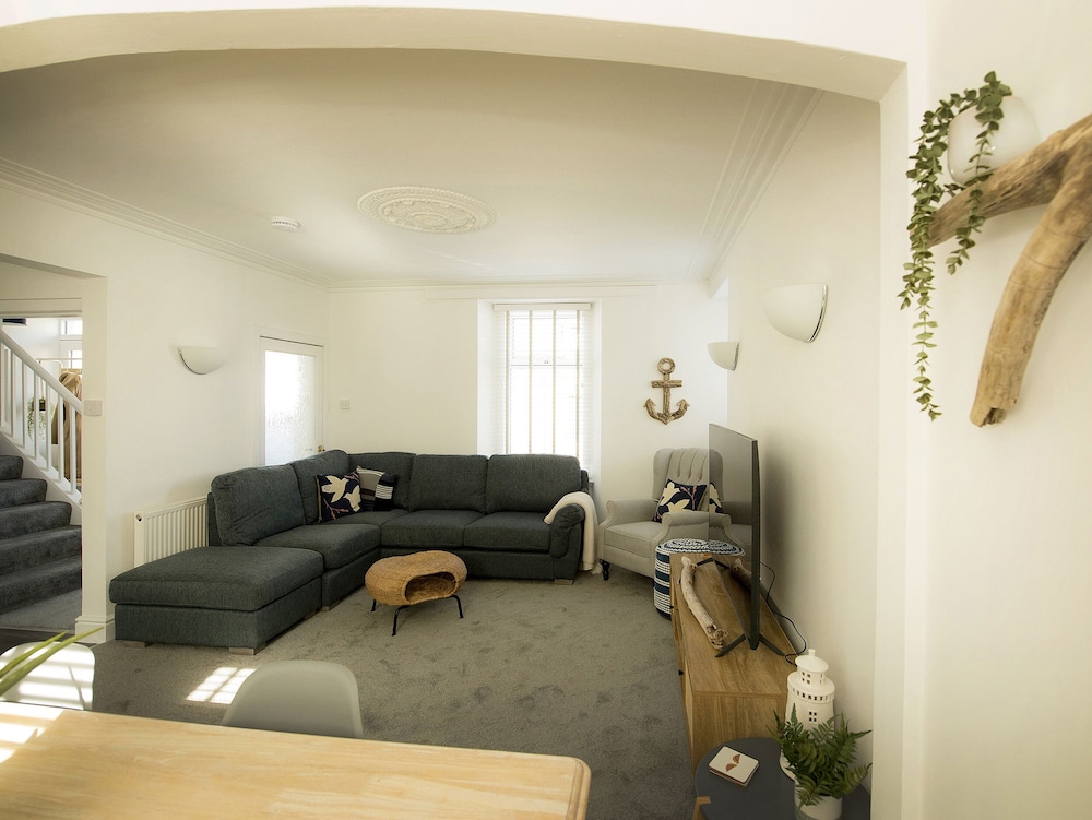 Sandpiper Cottage