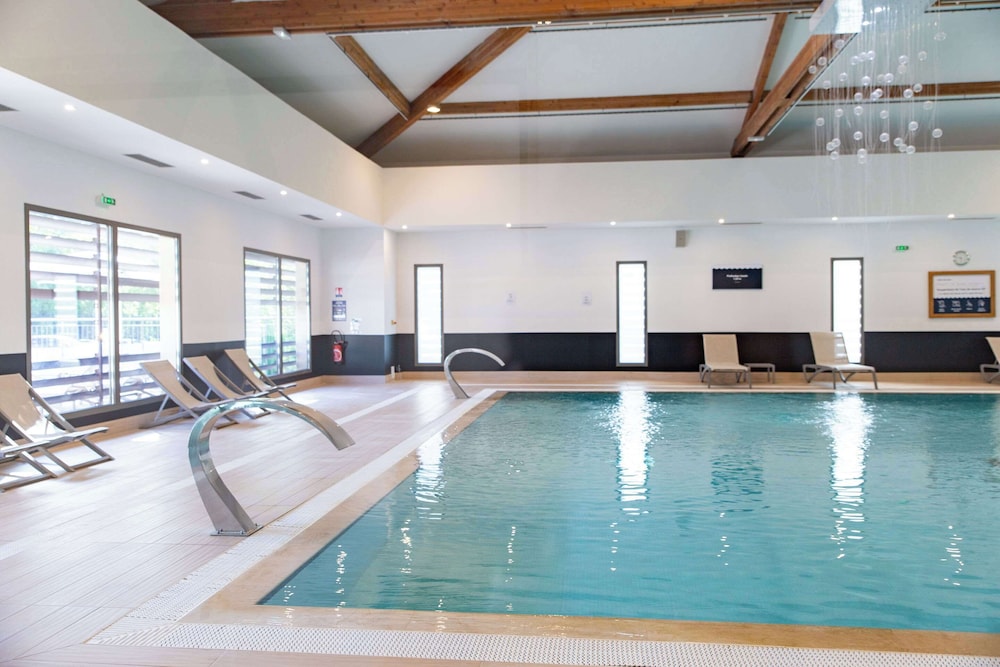 Zenitude Hotel la Valadière, an Ascend Collection Hotel