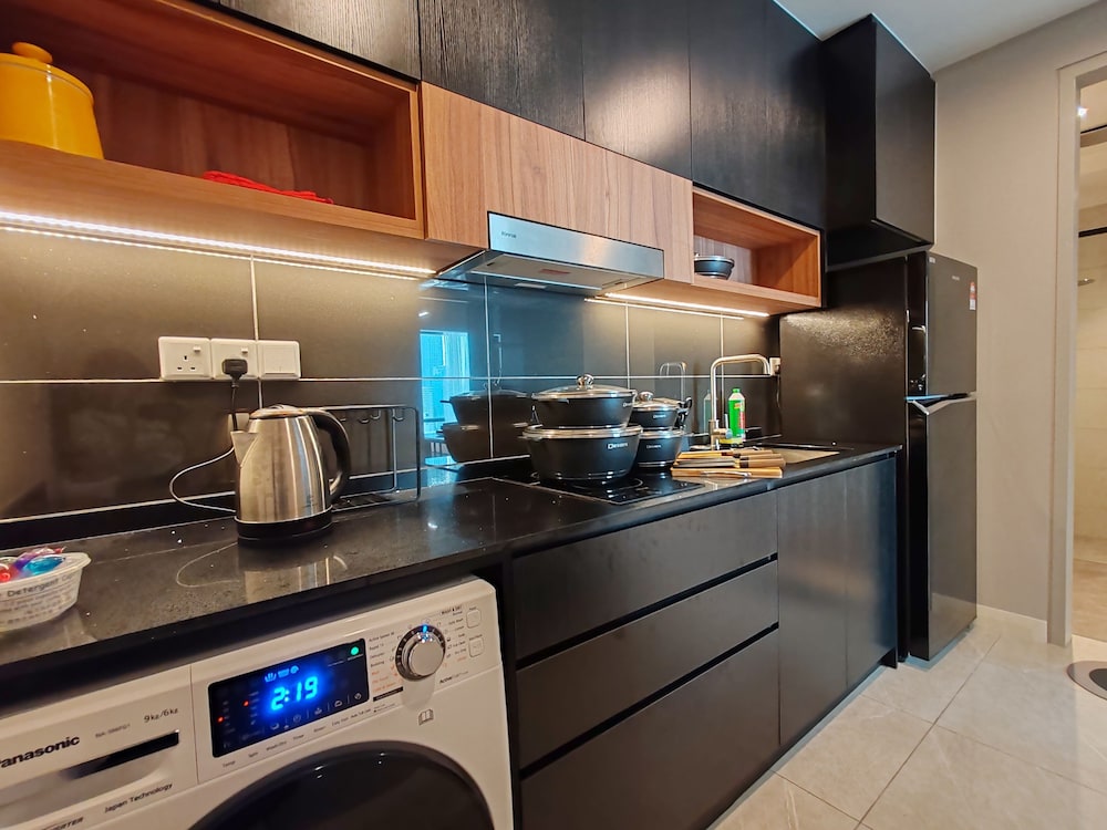 The Axon Bukit Bintang by SMOVF BNB