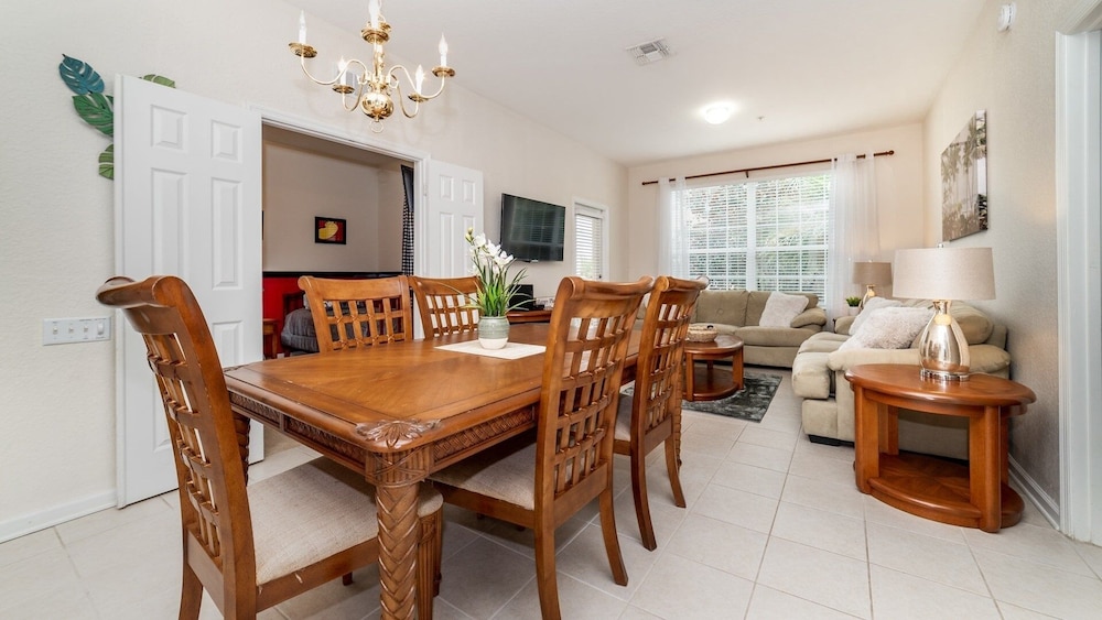 Windsor Hills Resort 3 Bedroom 2nd Floor Condo with Resort Amenity Access 3 Condo