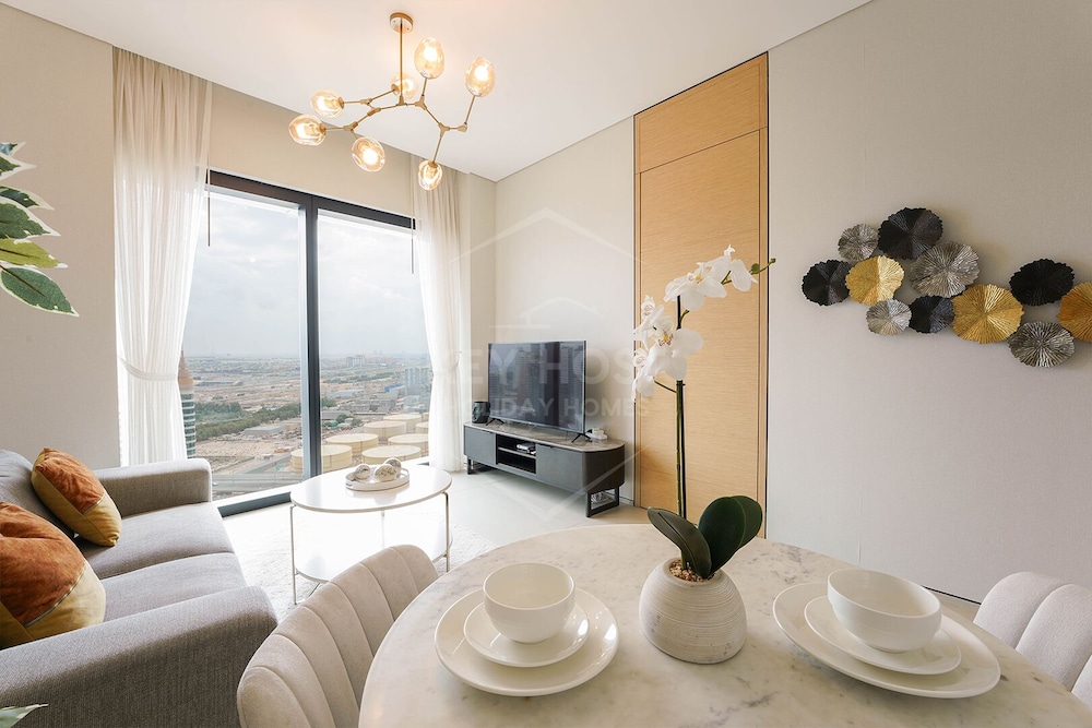 KeyHost - Address Beach Residences