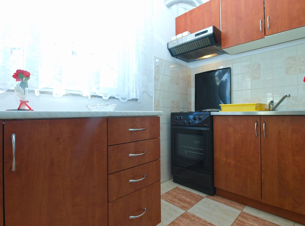 Apartment 1789