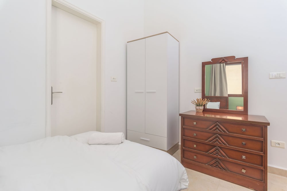 Beit Salima 3BR House with Pool